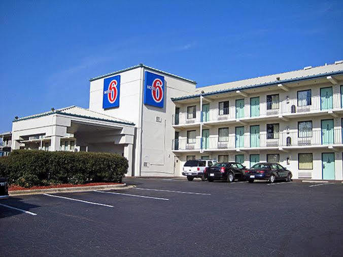 Motel 6-Raleigh, Nc - Кэри Экстерьер фото