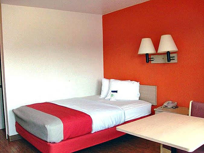 Motel 6-Raleigh, Nc - Кэри Экстерьер фото