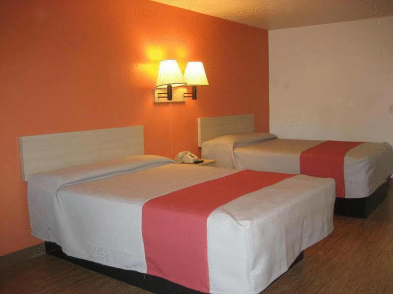 Motel 6-Raleigh, Nc - Кэри Экстерьер фото