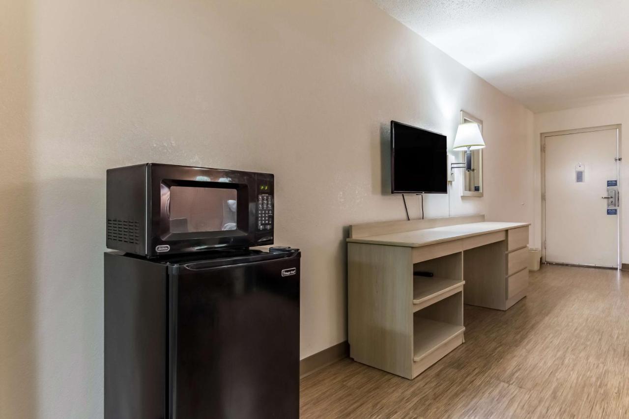 Motel 6-Raleigh, Nc - Кэри Экстерьер фото