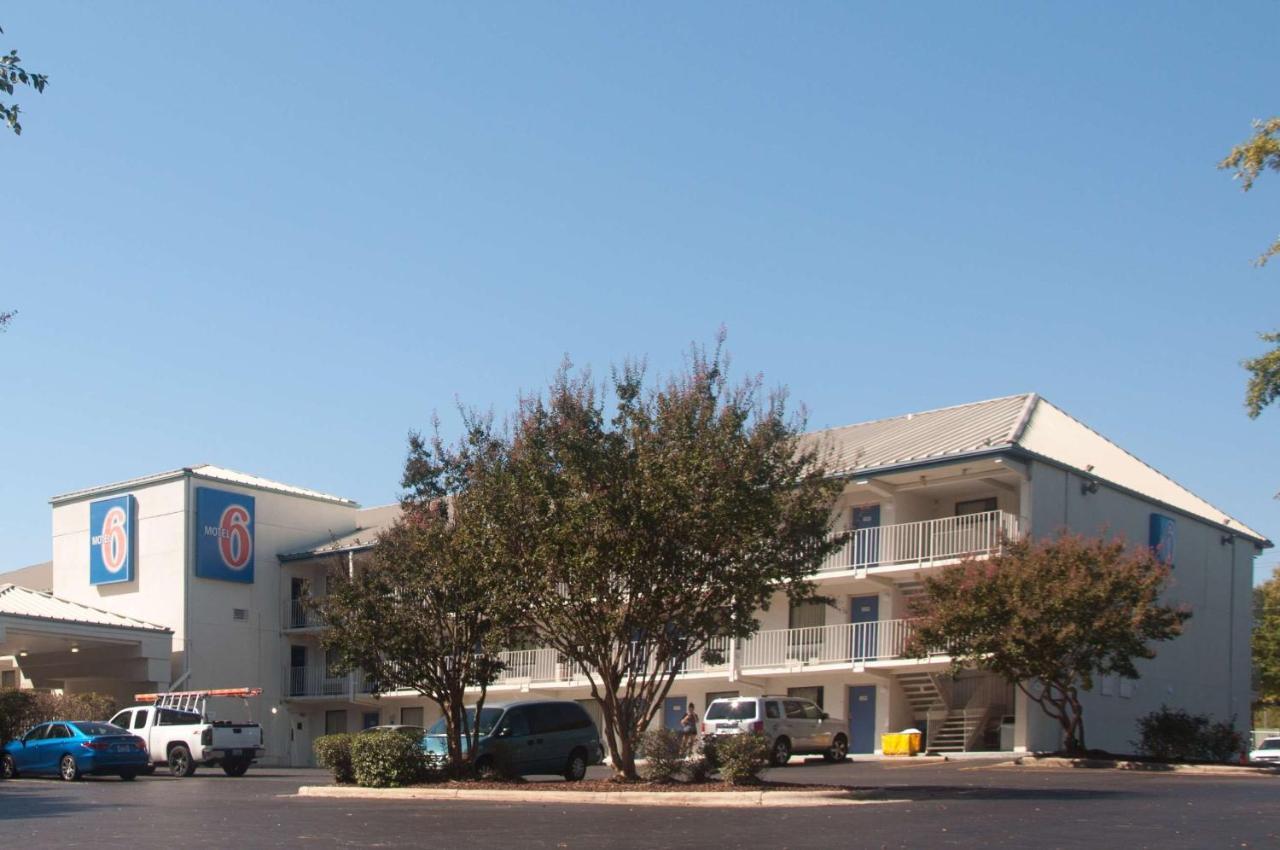 Motel 6-Raleigh, Nc - Кэри Экстерьер фото